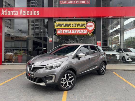 RENAULT CAPTUR 1.6 16V SCE FLEX BOSE X-TRONIC RENAULT CAPTUR 1.6 16V SCE FLEX BOSE X-TRONIC